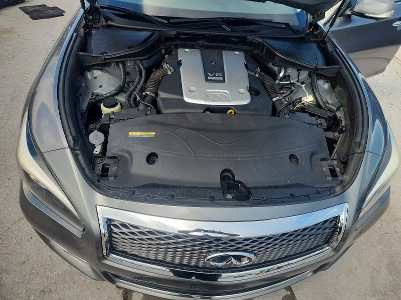 2019 INFINITI Q70 3.7 LUXE 11