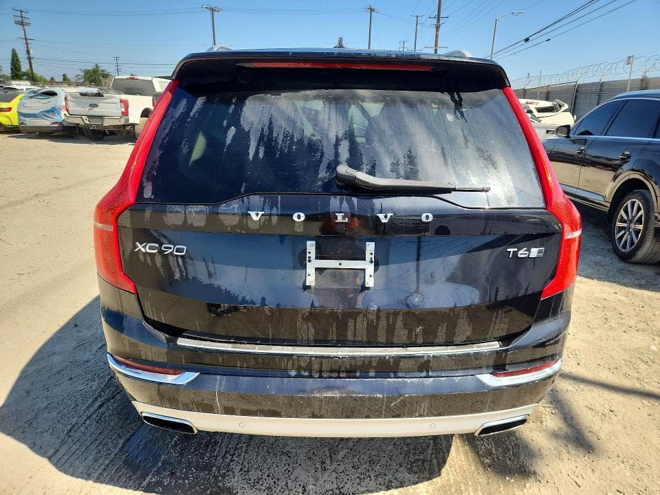2018 VOLVO XC90 T6 6