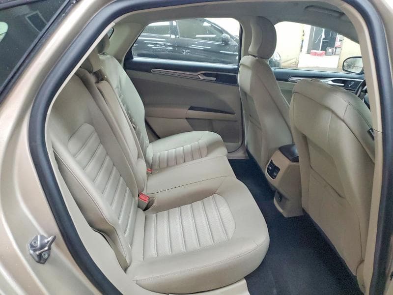 2019 FORD FUSION SE 10