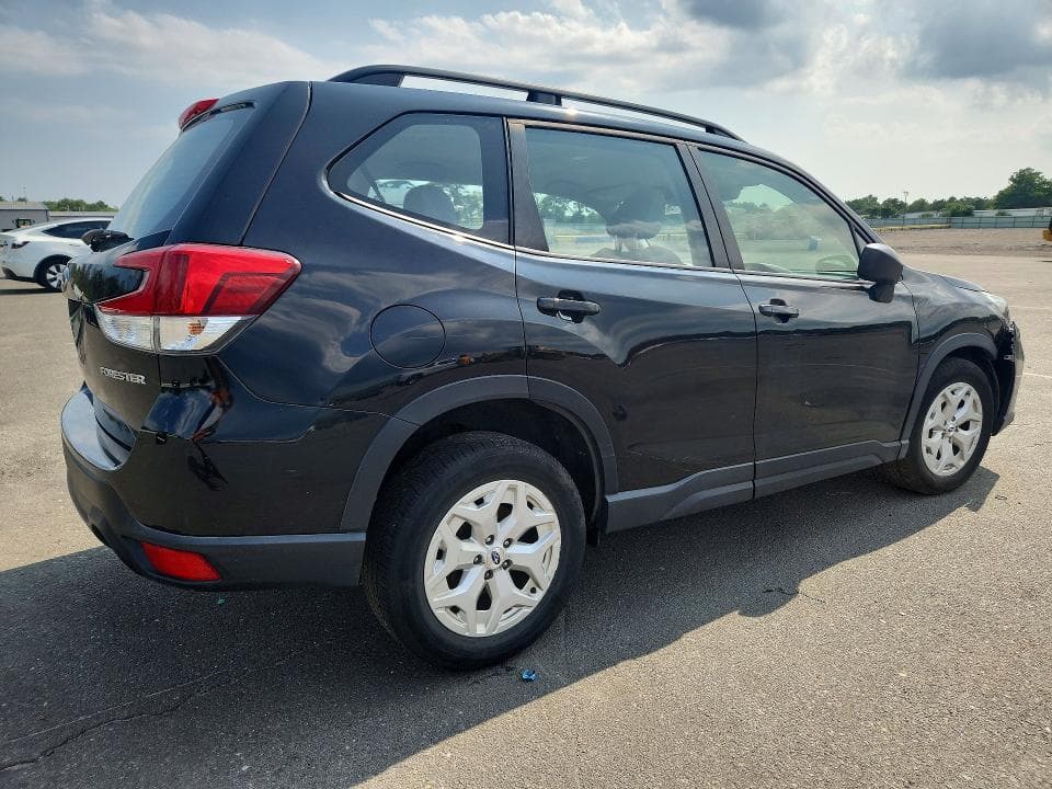 2021 SUBARU FORESTER 3
