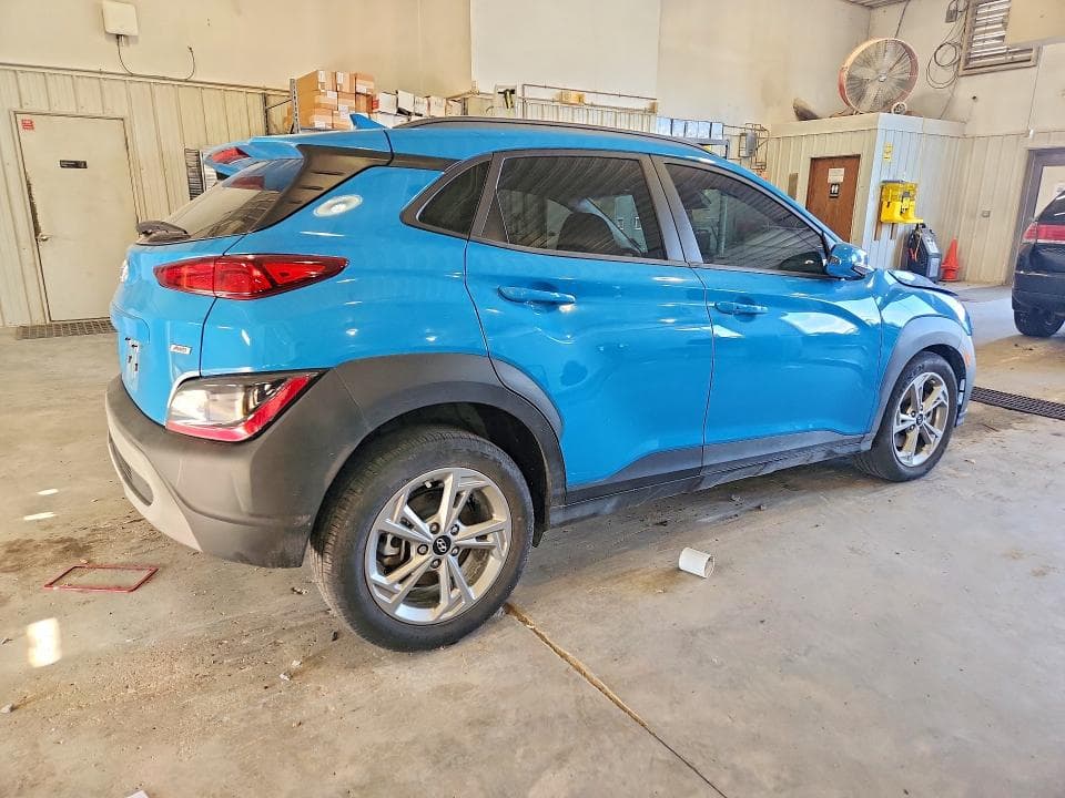 2023 HYUNDAI KONA SEL 3