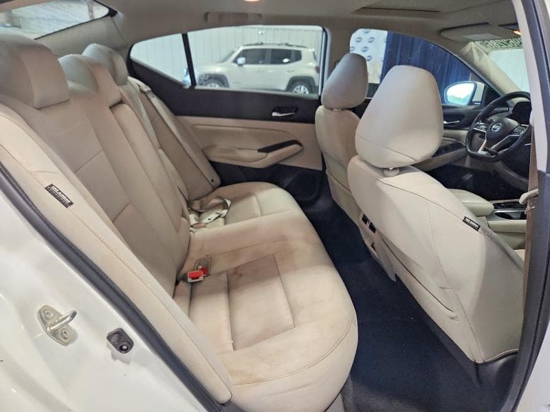 2019 NISSAN ALTIMA SV 10
