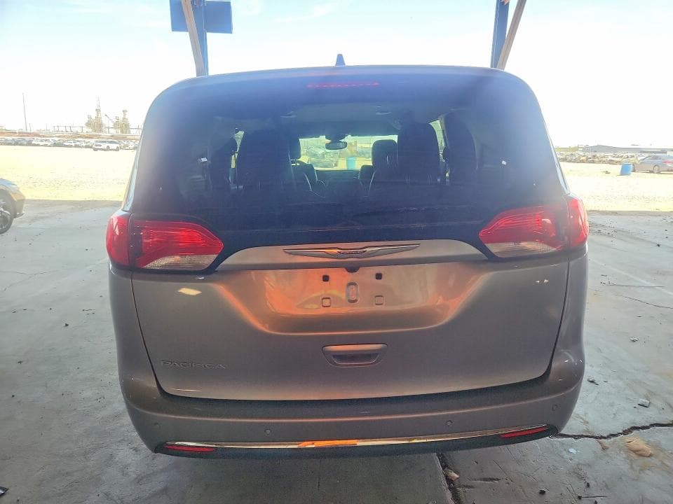 2017 CHRYSLER PACIFICA TOURING L 6