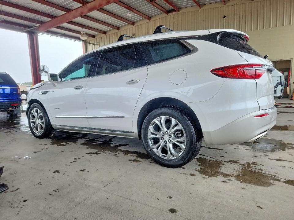 2019 BUICK ENCLAVE AVENIR 2
