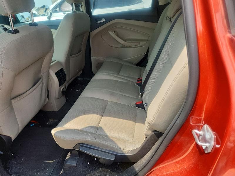 2019 FORD ESCAPE SE 11