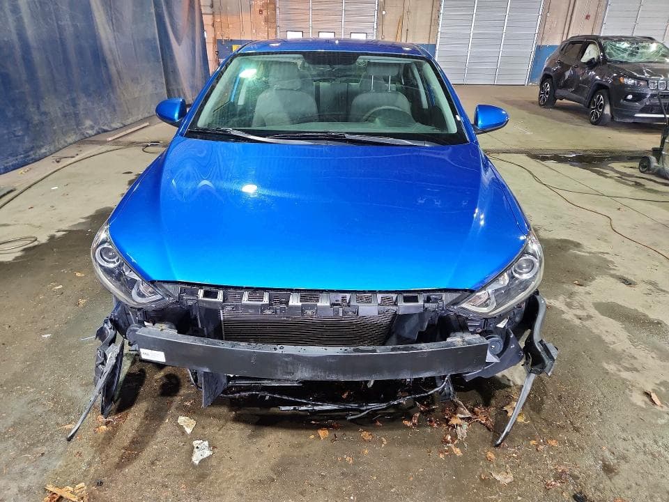 2017 HYUNDAI ELANTRA SE 5