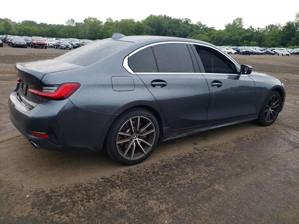 2021 BMW 330XI 3