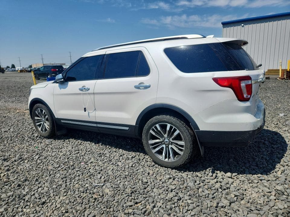 2017 FORD EXPLORER PLATINUM 2