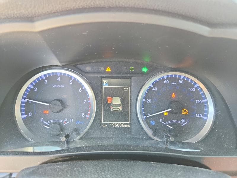 2019 TOYOTA HIGHLANDER LE 9