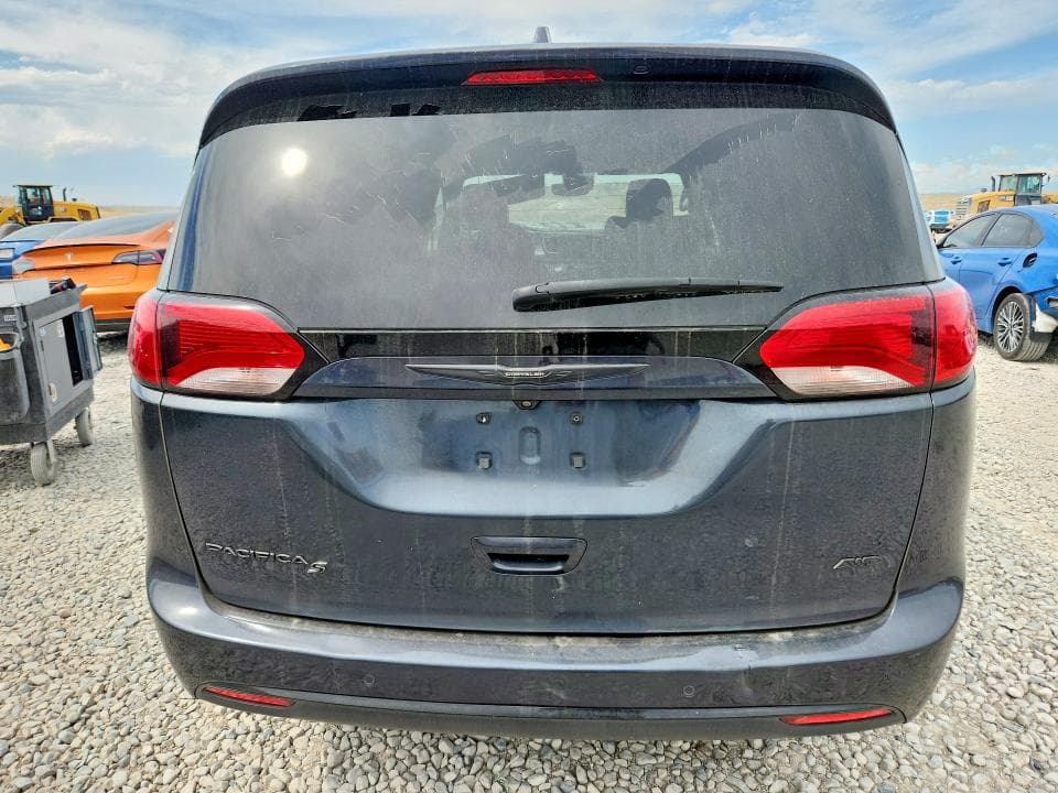 2020 CHRYSLER PACIFICA TOURING L 6