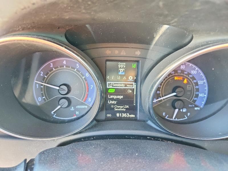 2018 TOYOTA COROLLA IM BASE 9