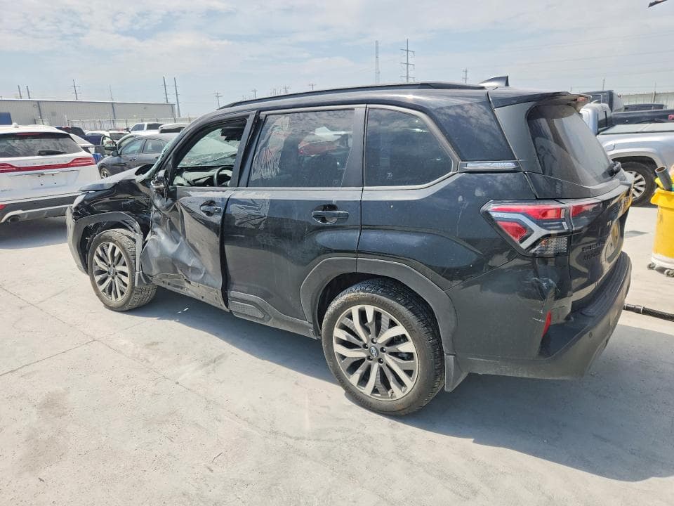 2025 SUBARU FORESTER TOURING 2