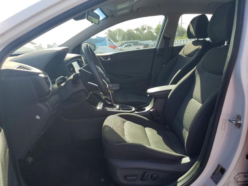 2017 HYUNDAI IONIQ SEL 7
