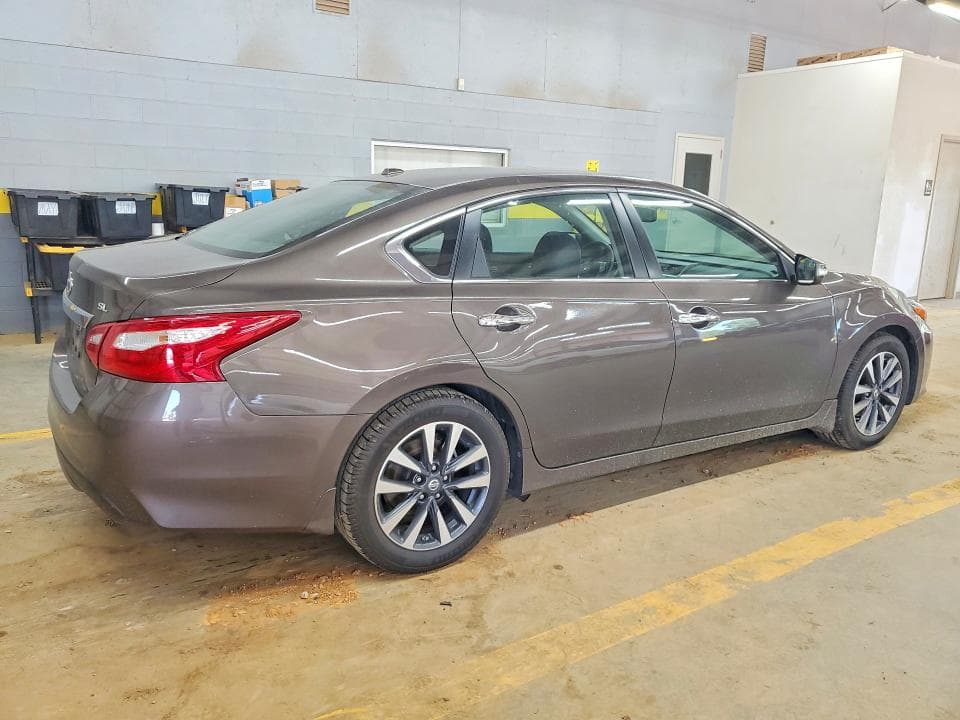 2017 NISSAN ALTIMA 2.5 SL 3