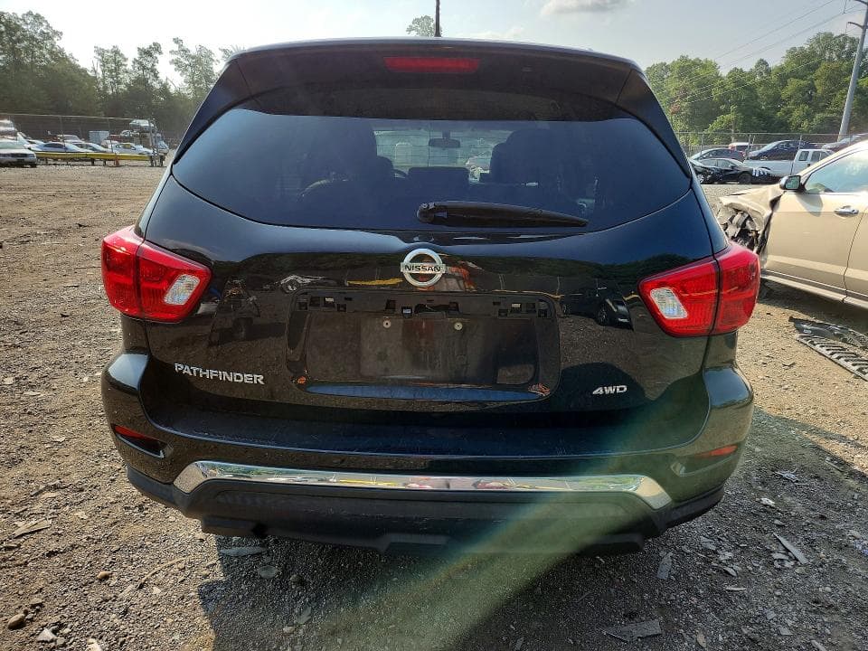 2018 NISSAN PATHFINDER S 6