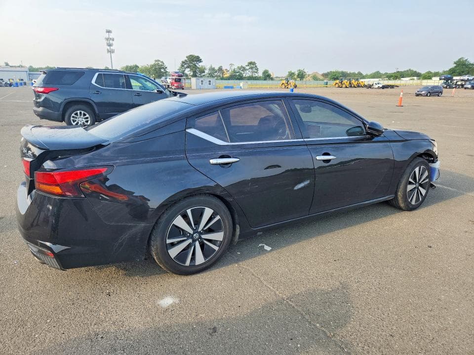 2019 NISSAN ALTIMA SL 3