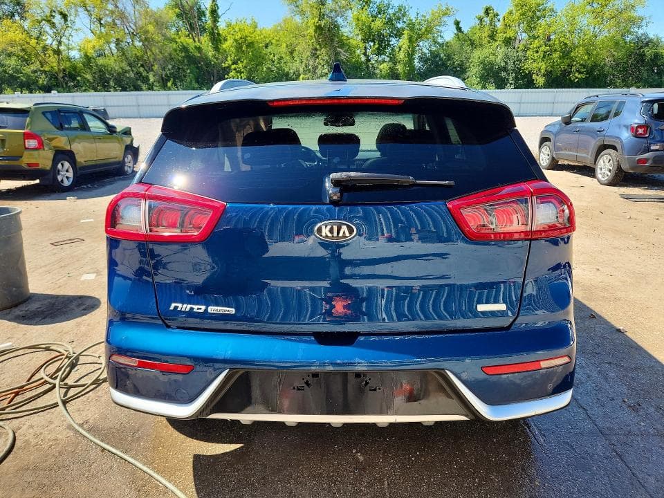 2018 KIA NIRO TOURING 6