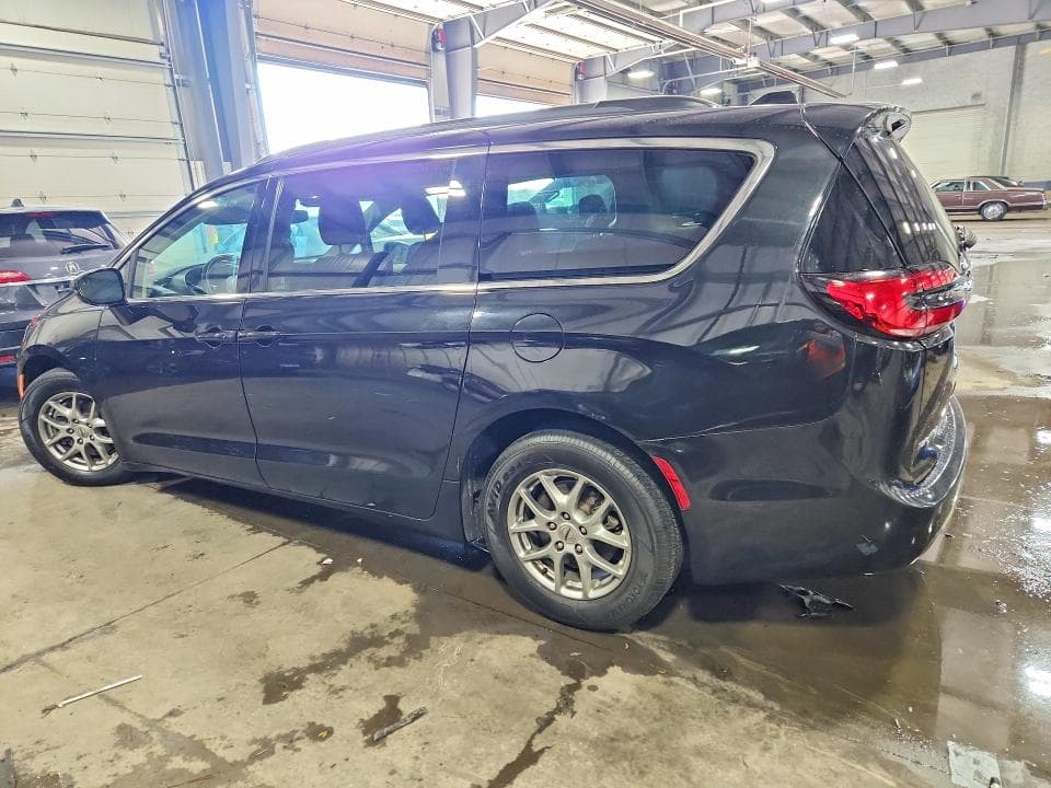 2021 CHRYSLER PACIFICA TOURING 2