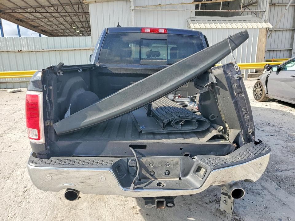 2017 RAM 1500 LARAMIE 6