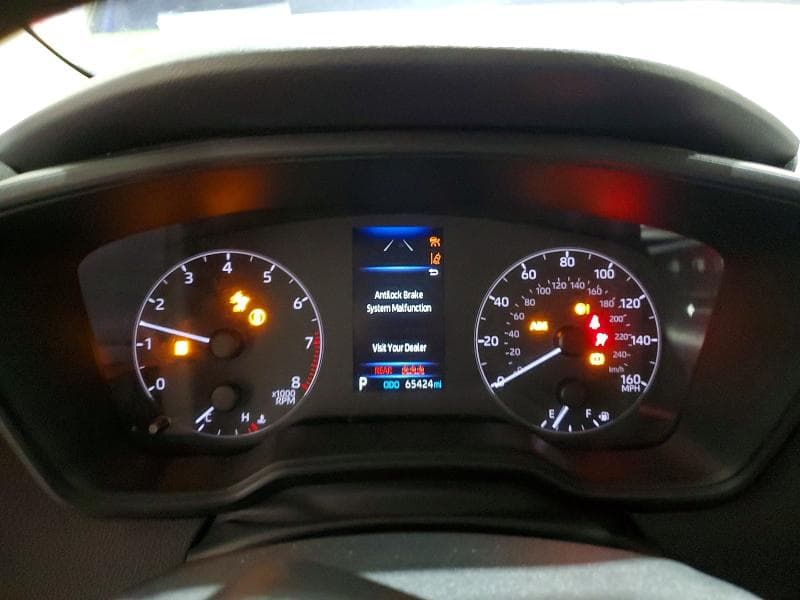 2023 TOYOTA COROLLA LE 9