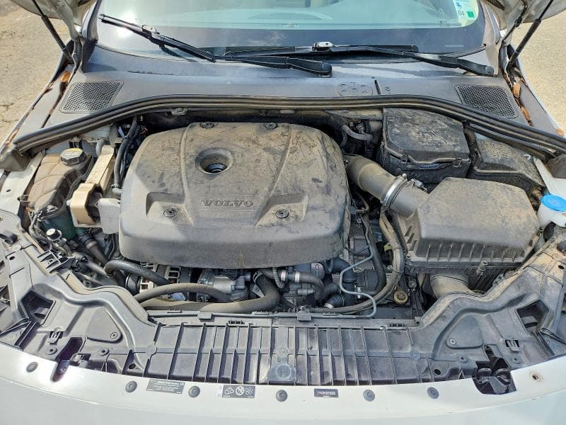 2017 VOLVO S60 PREMIER 11
