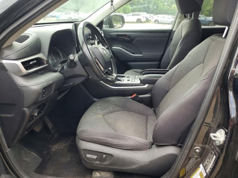 2020 TOYOTA HIGHLANDER LE 7