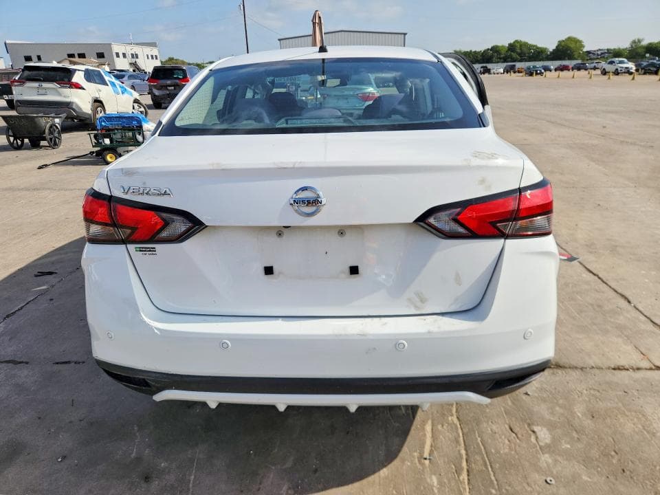 2022 NISSAN VERSA S S 6