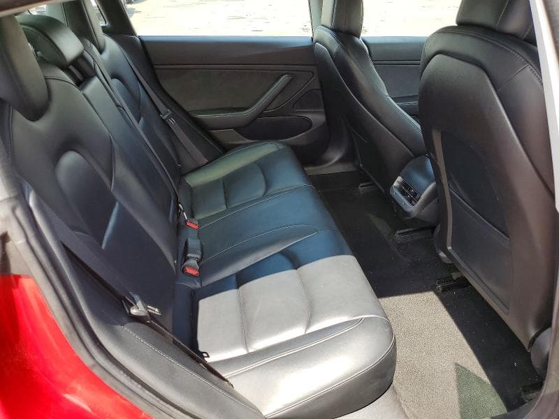 2018 TESLA MODEL 3 10
