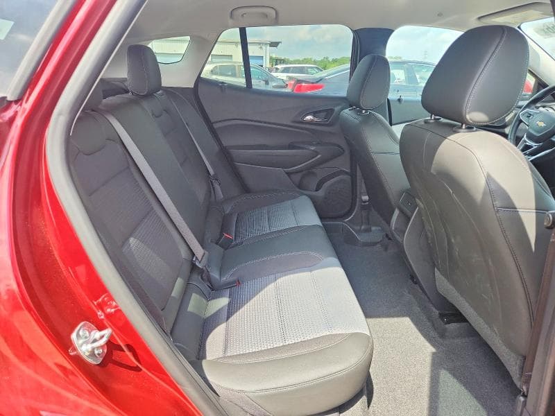 2025 CHEVROLET TRAX 1LT 11