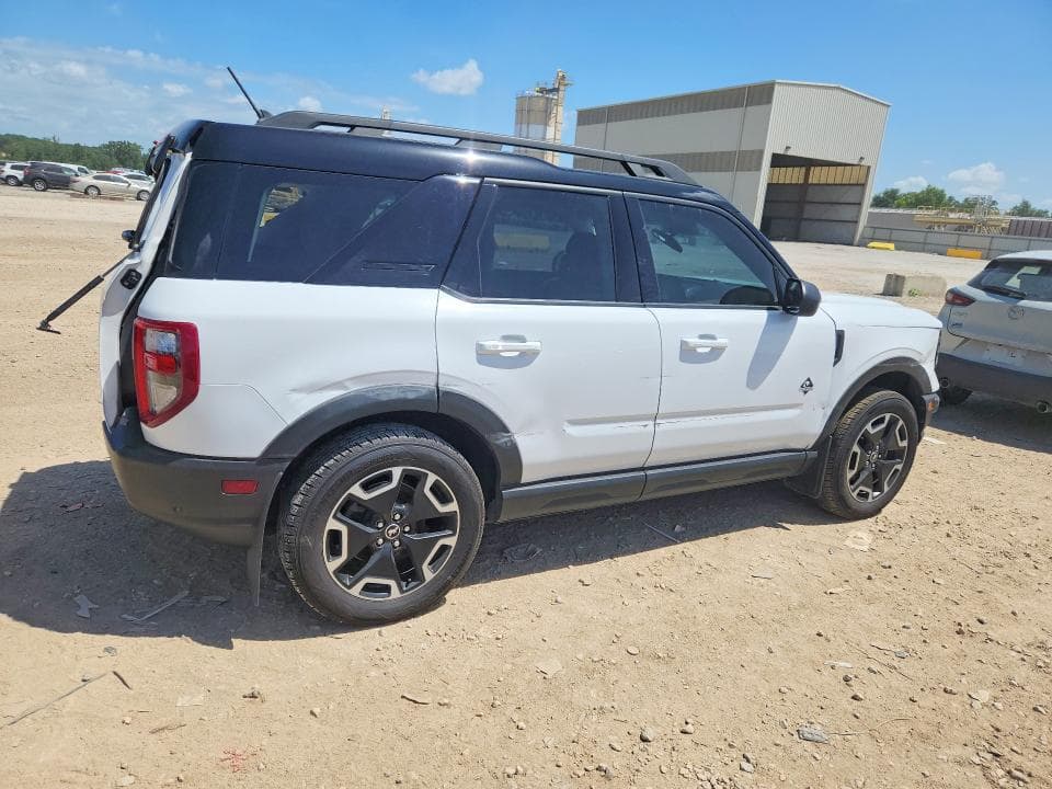 2023 FORD BRONCO SPORT OUTER BANKS 3