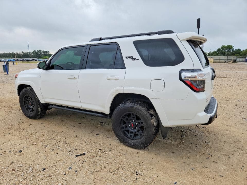 2023 TOYOTA 4RUNNER TRD OFF-ROAD PREMIUM 2