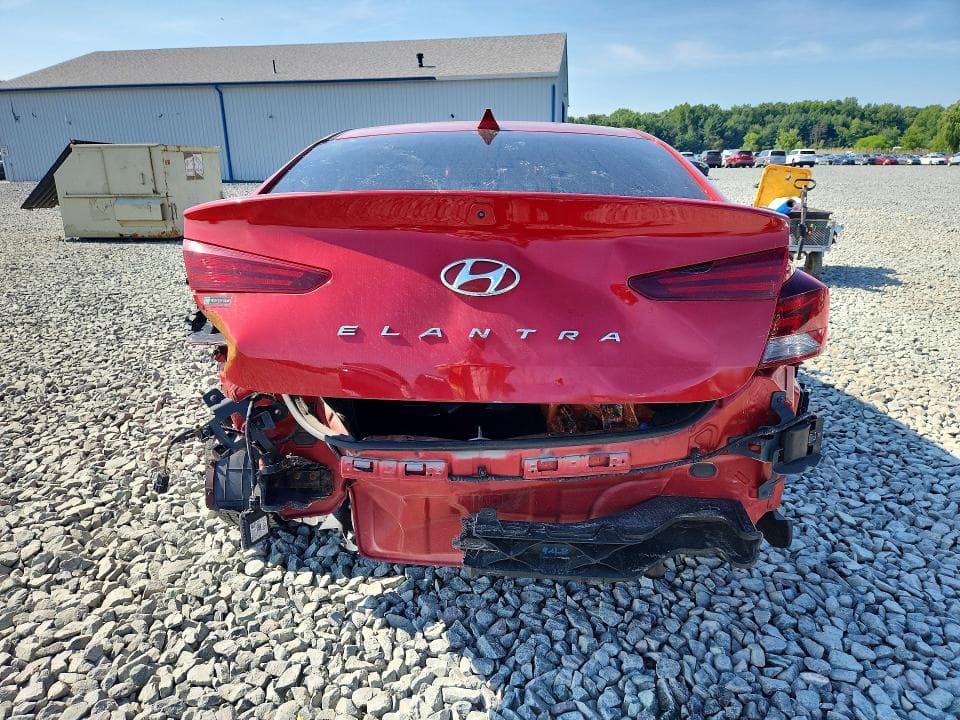 2020 HYUNDAI ELANTRA SEL 6