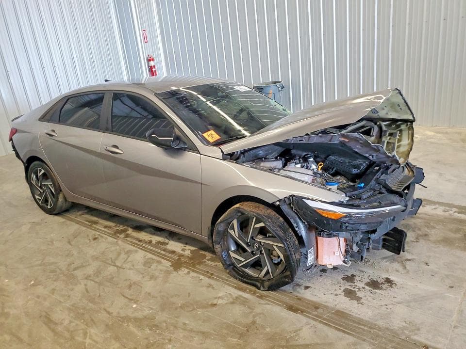 2025 HYUNDAI ELANTRA HYBRID SEL SPORT 4