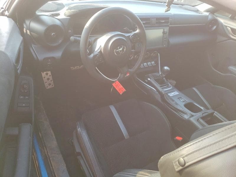2025 TOYOTA GR 86 PREMIUM 8