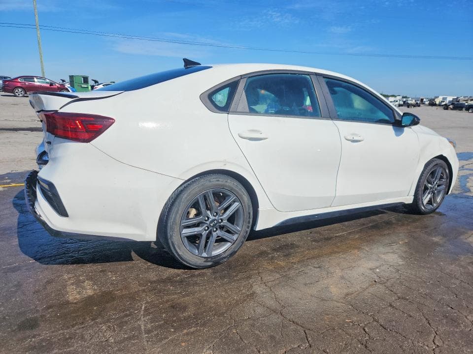 2021 KIA FORTE GT LINE 3
