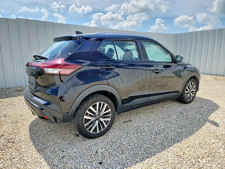 2023 NISSAN KICKS SV 3