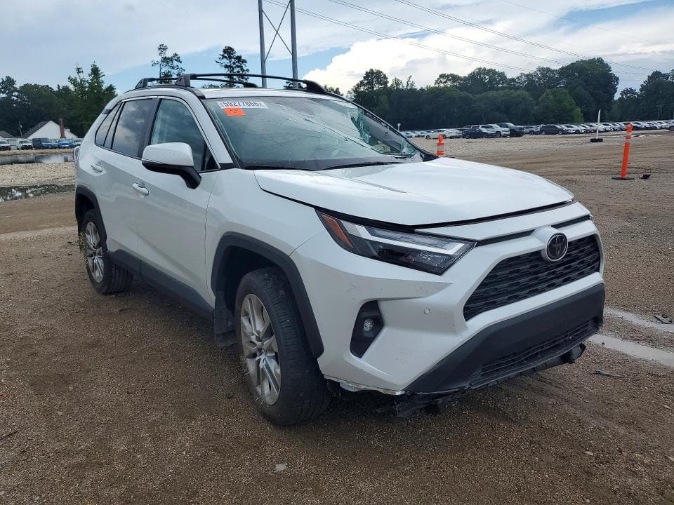 2024 TOYOTA RAV4 XLE PREMIUM 4