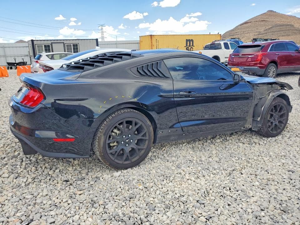 2018 FORD MUSTANG 3