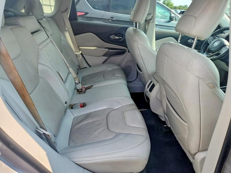 2019 JEEP CHEROKEE LIMITED 11