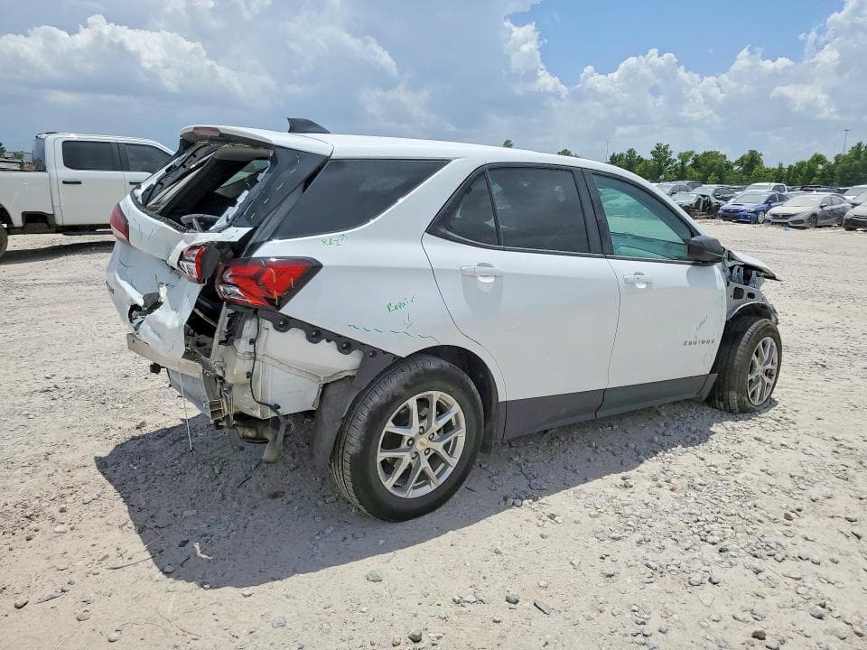 2022 CHEVROLET EQUINOX LS 3