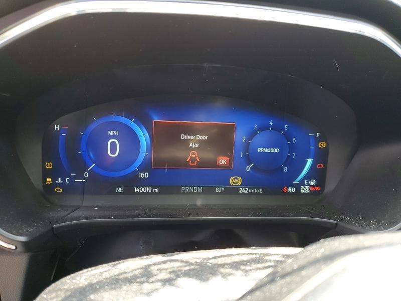 2020 FORD ESCAPE TITANIUM 9