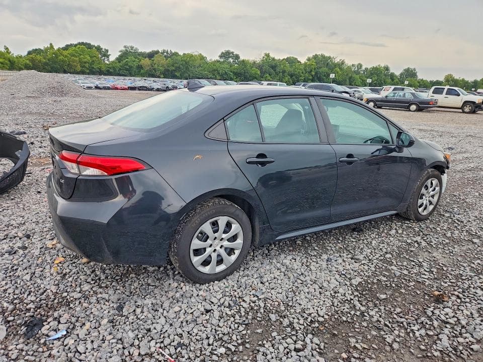 2022 TOYOTA COROLLA LE 3