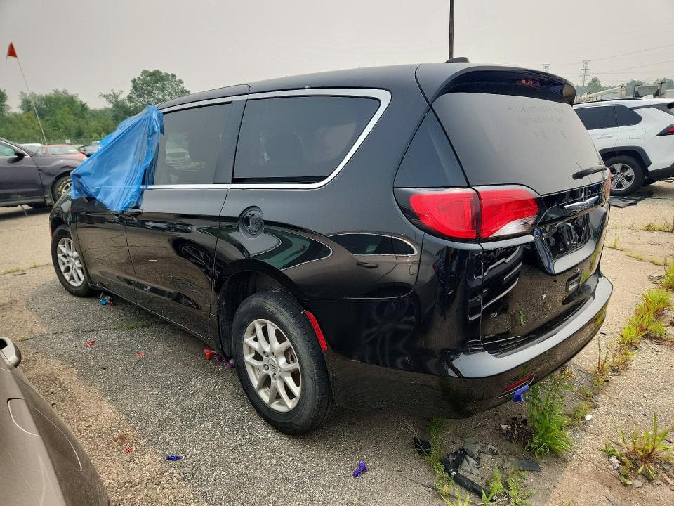 2024 CHRYSLER VOYAGER LX 2