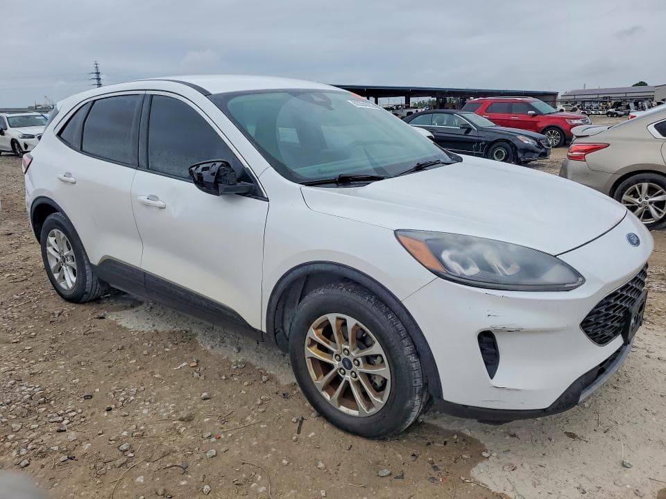 2020 FORD ESCAPE SE 4