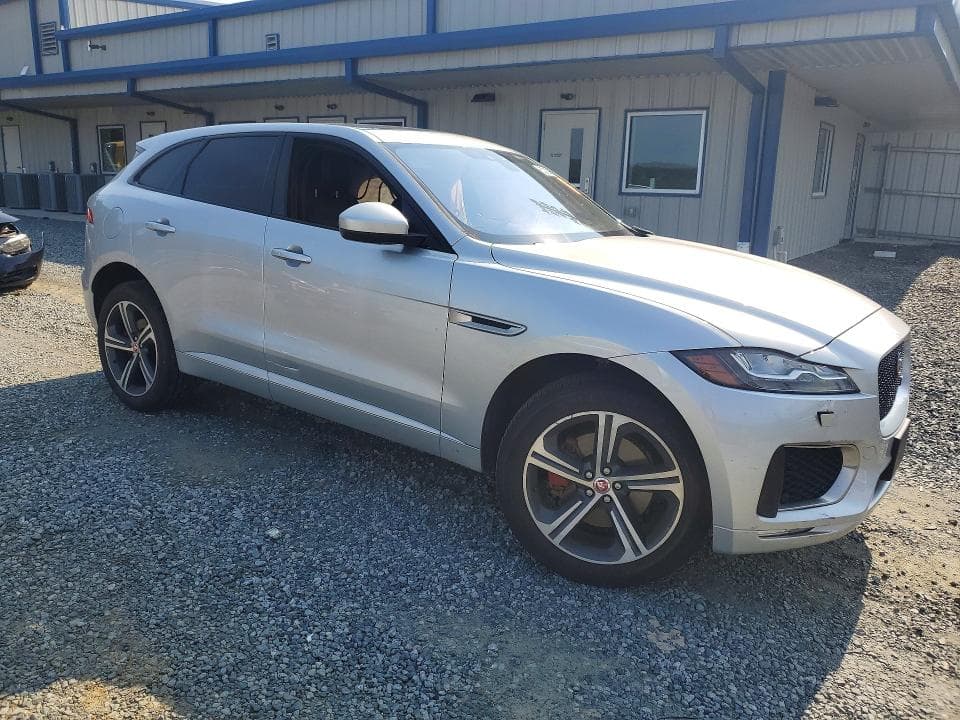 2020 JAGUAR F-PACE S 4
