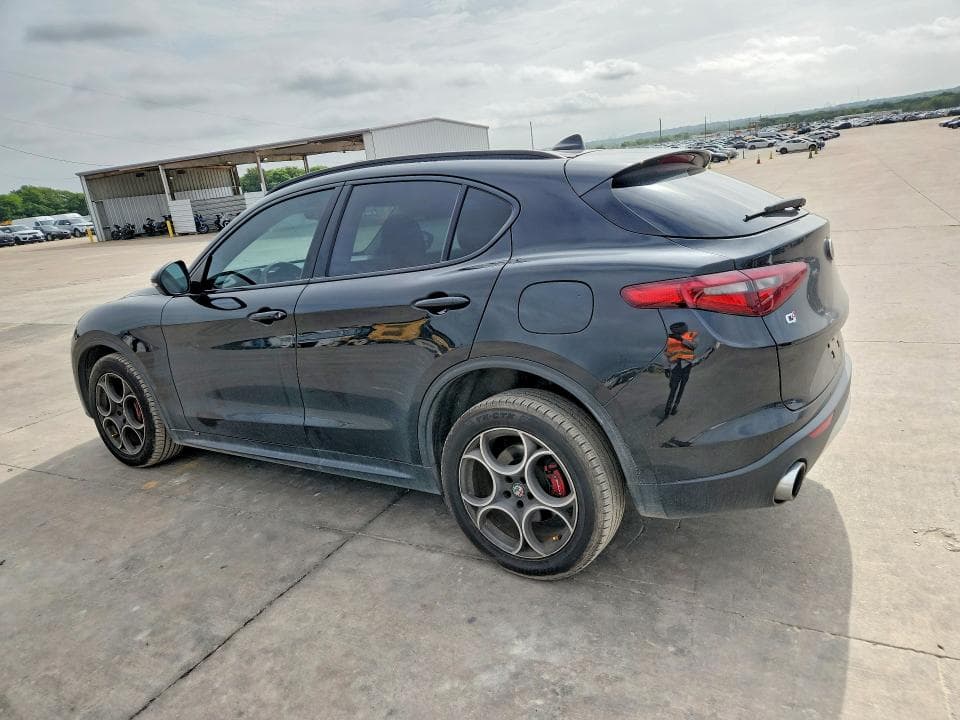 2019 ALFA ROMEO STELVIO 2