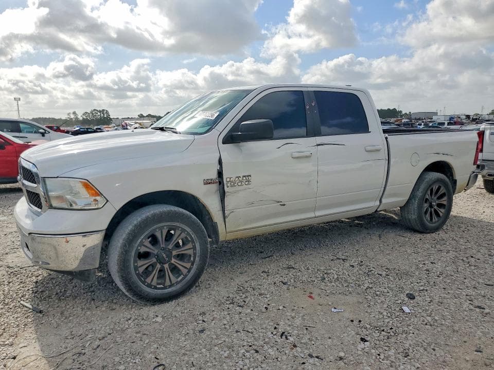 2020 RAM 1500 CLASSIC SLT - 1