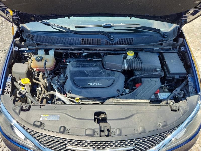 2018 CHRYSLER PACIFICA TOURING L 12