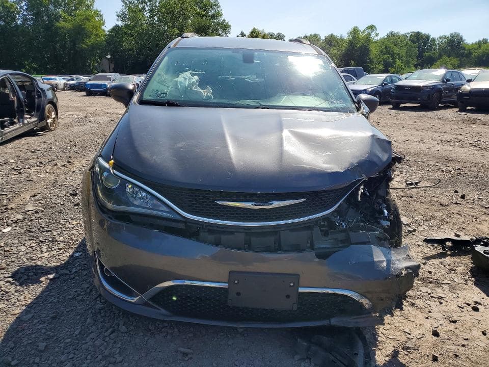 2017 CHRYSLER PACIFICA TOURING L 5