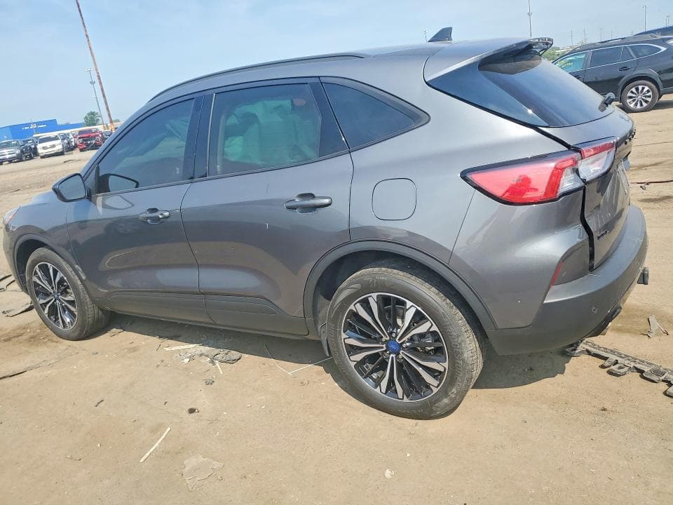 2022 FORD ESCAPE SEL 2